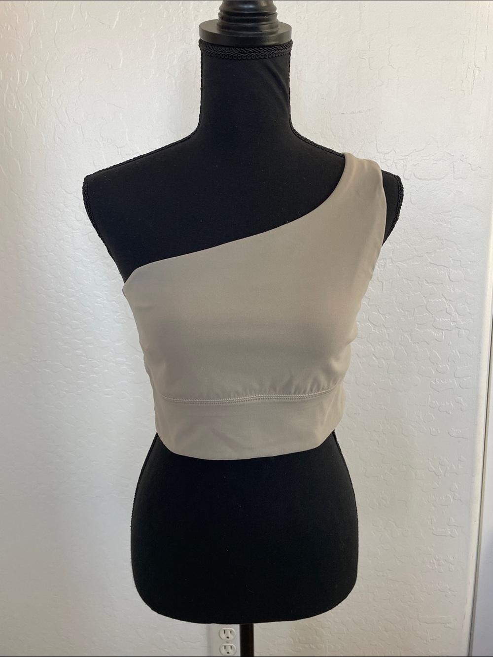 lululemon athletica One-Shoulder Crop Top in Taupe